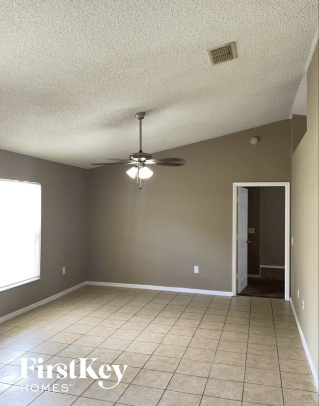 Building Photo - 7446 Groveoak Dr
