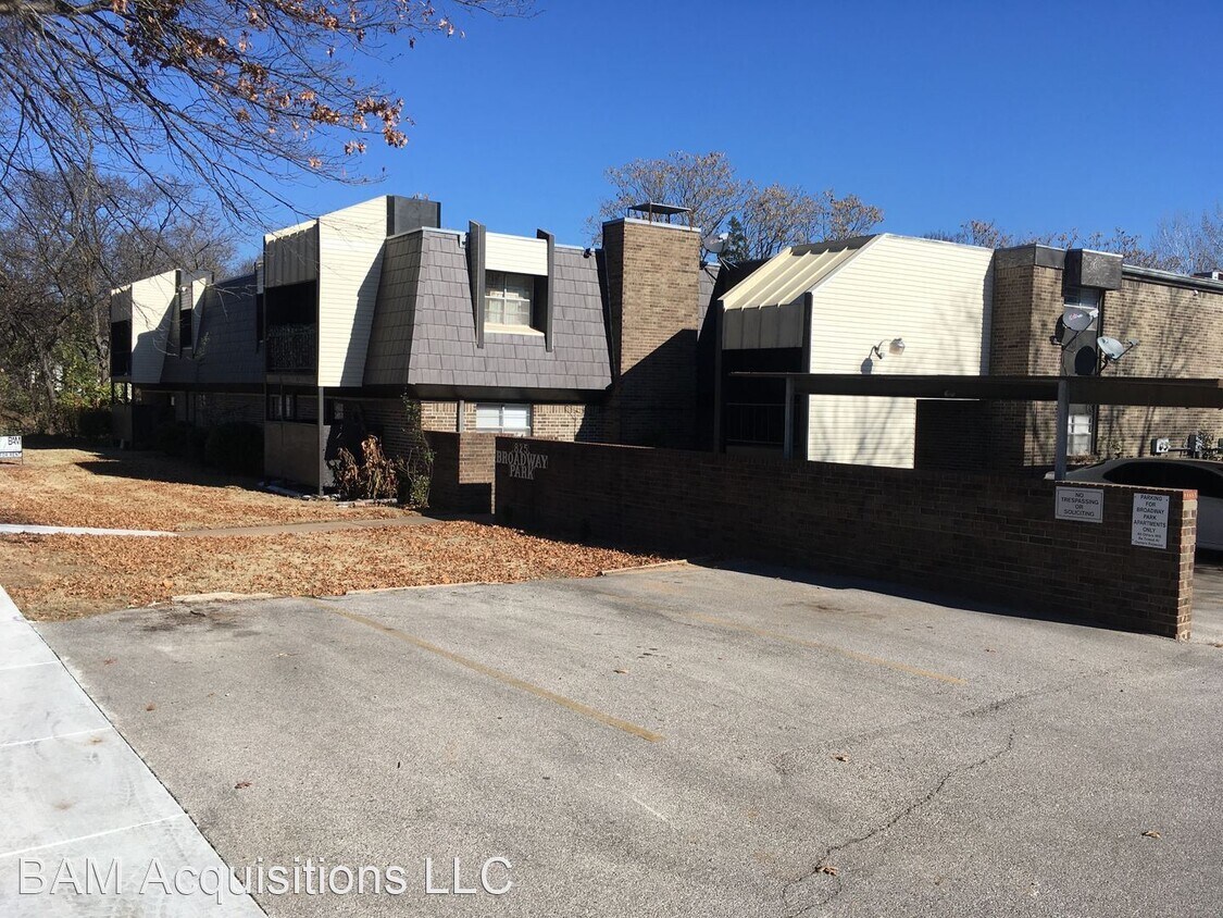 Foto principal - 113 N Broadway Ave