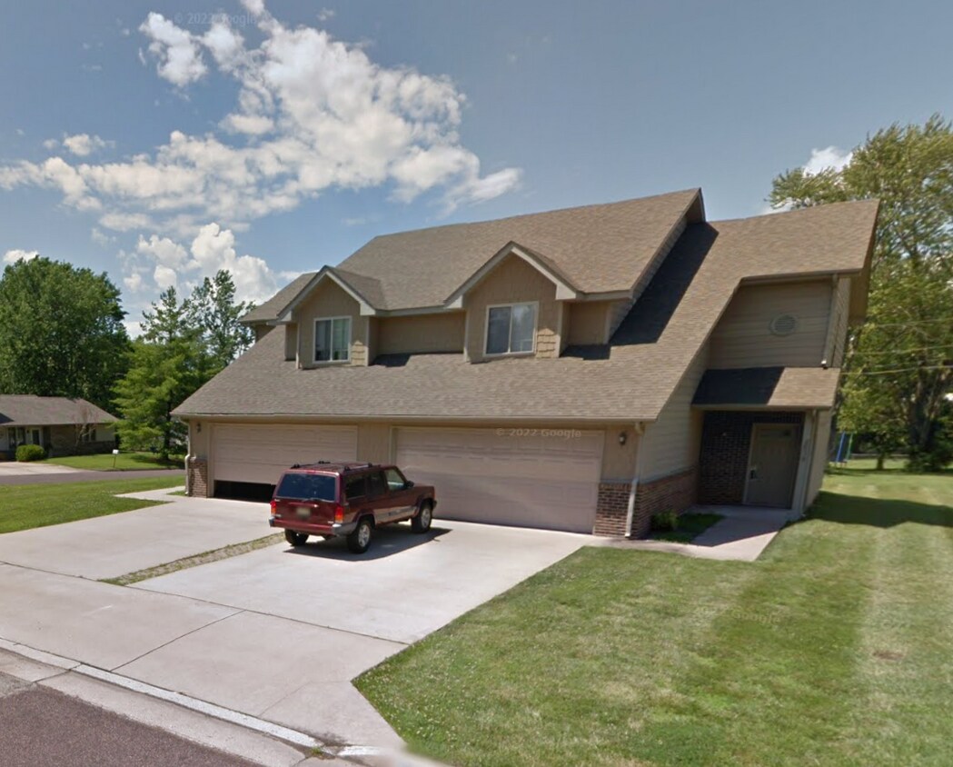 203 Sieville Ave Unit B, Columbia, MO 65203 Condo for Rent in