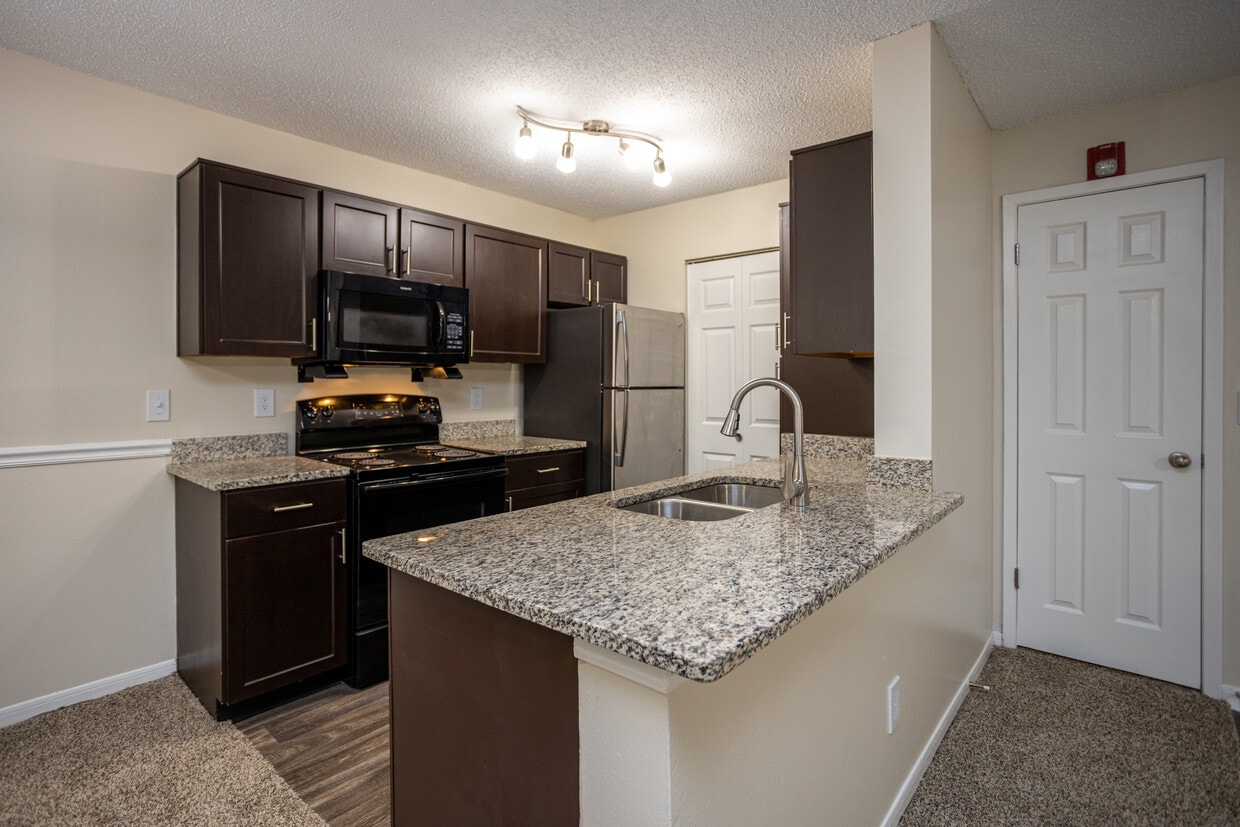 Photo - KB Willows Apartments