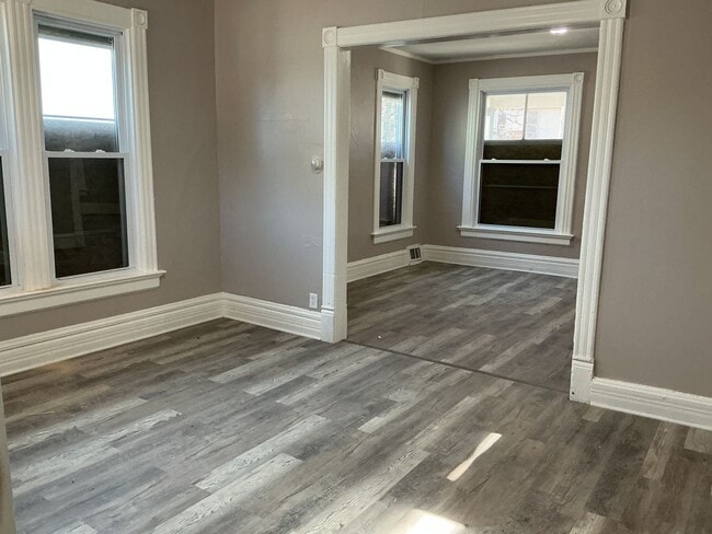 Foto del edificio - 4 bedroom single family home