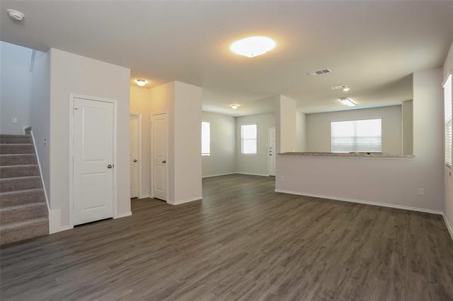 Building Photo - 5528 Eagle Point Dr