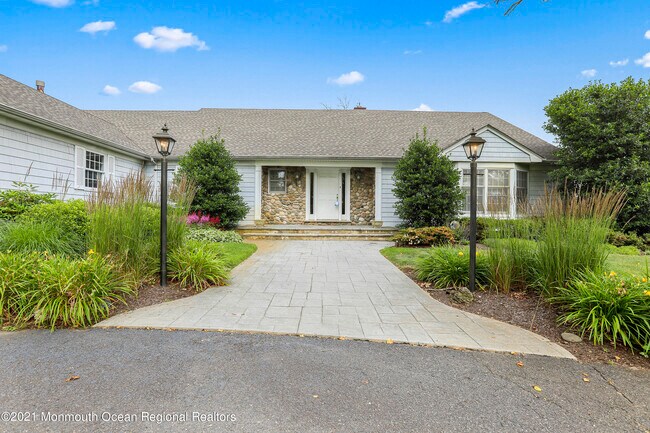 Building Photo - 92 Goose Neck Point Rd