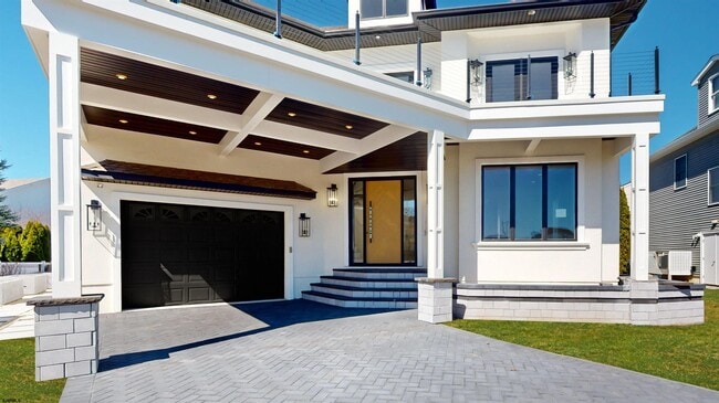Building Photo - 31 Seaside Ct