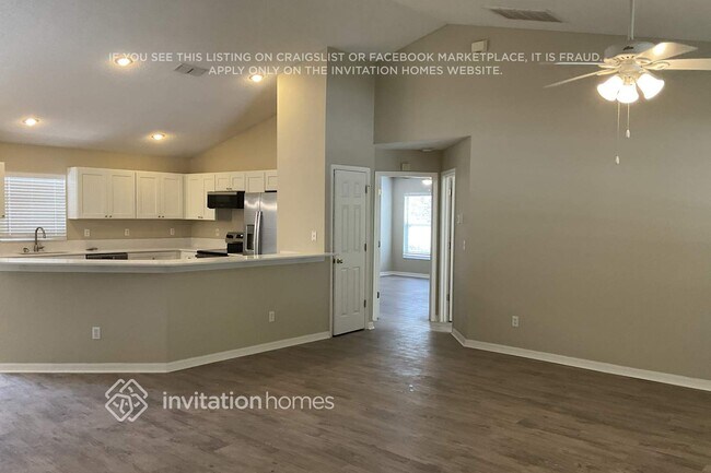 Foto del edificio - 1511 Canopy Oaks Dr