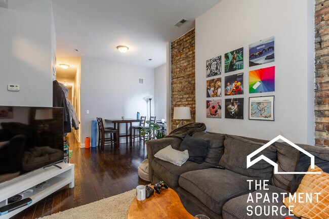 Foto del edificio - 1740 W Huron St