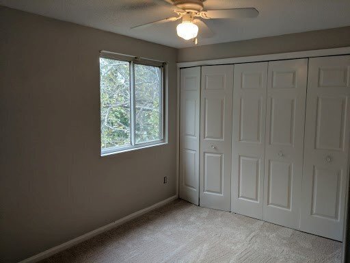 Building Photo - 9624 Vinca Cir