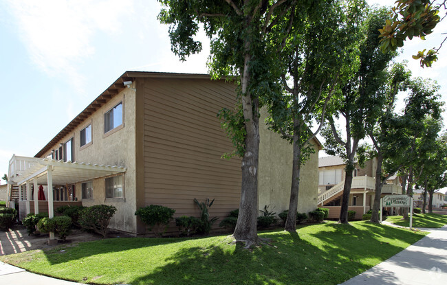 Building Photo - Orangewood Pines Apartments