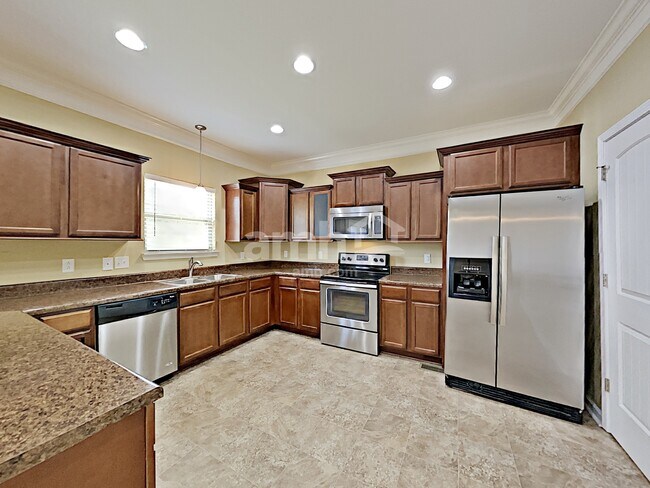 Building Photo - 2630 Anthem Way