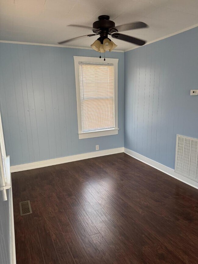 Foto del edificio - 226 Cumberland Dr