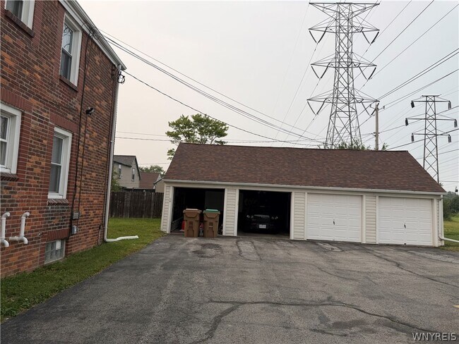 Foto del edificio - 808 Cleveland Dr