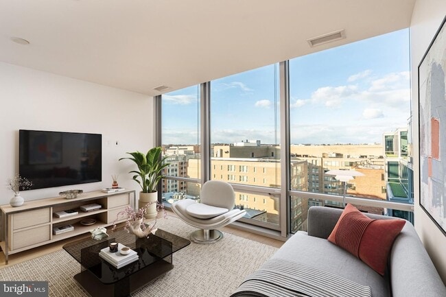 Photo - 1110 23rd St NW Apartment