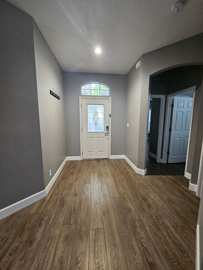 Building Photo - Victoria Park 3 Bedroom Home in Deland