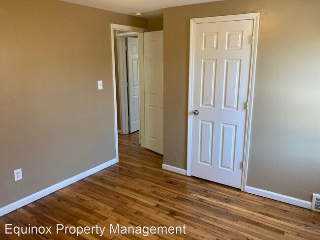 Foto del edificio - 3 br, 1.5 bath House - 15513 Stricker