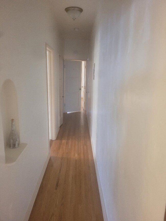 Foto del edificio - 4168 Garthwaite Ave