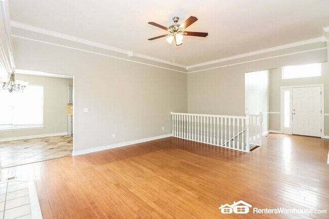 Building Photo - 4 Bed 3 Bath in Independence! Available NOW!!