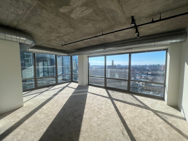 Building Photo - 111 W Polk St