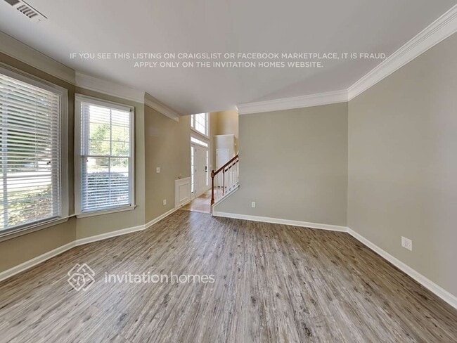 Building Photo - 1613 Babbling Brook Cove