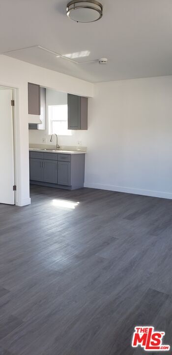 Foto del edificio - 136 W 99th St