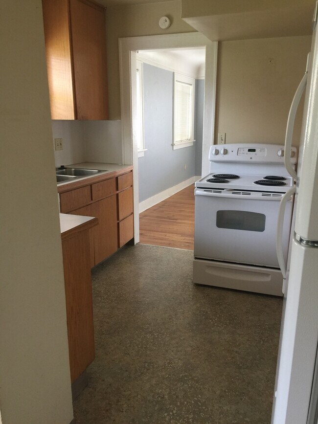 Foto del edificio - Charming Vintage Home for Rent in Camas!
