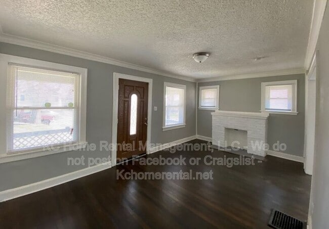 Foto del edificio - 4144 College Ave