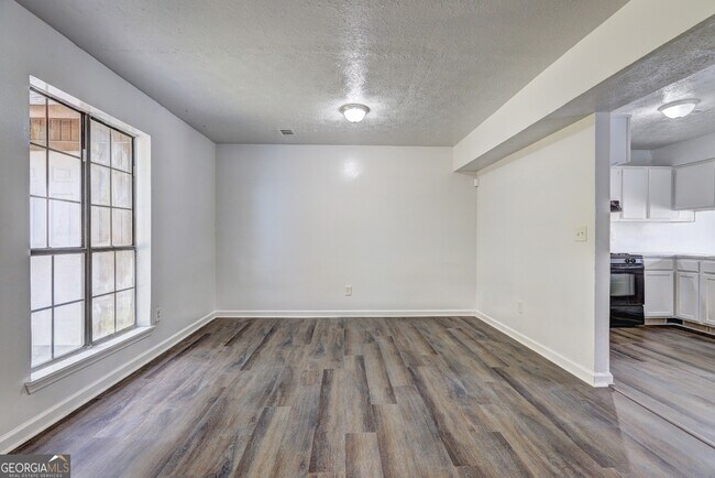 Building Photo - 834 Heritage Oaks Dr