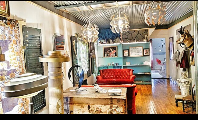 Foto del edificio - 3542 W 46th St