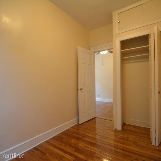 Building Photo - 1556 Atlantic Ave