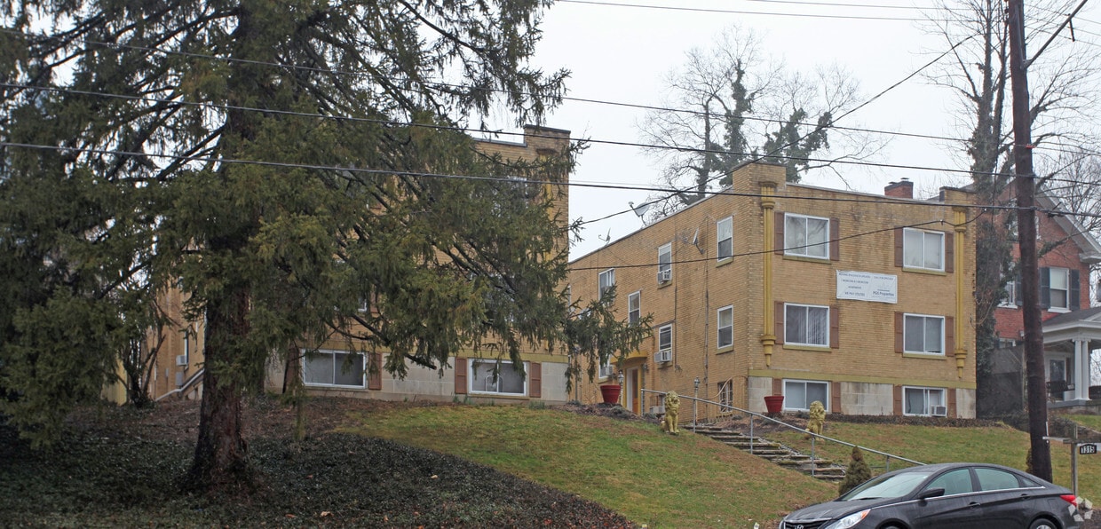 Building Photo - 1315 and 1319 Delta