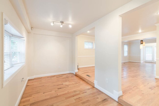 Building Photo - 3722 26th St NE