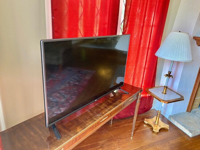 Foto del edificio - 3574 Lynnfield Rd