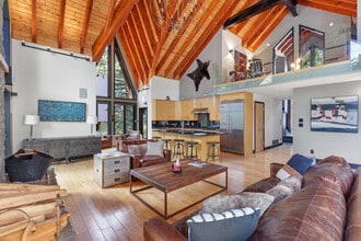 Building Photo - 7098 Nesters Rd