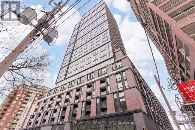 Building Photo - 35 Parliament St