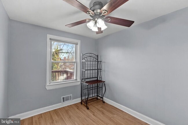 Building Photo - 749 S Woodington Rd