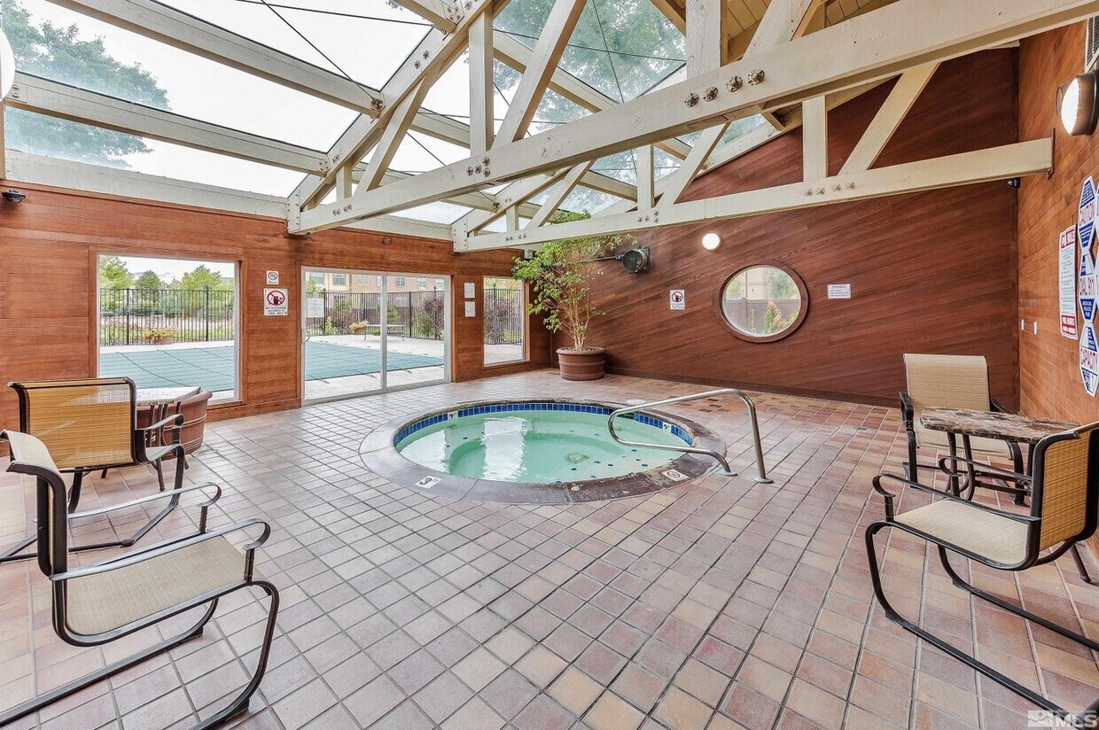 Foto principal - 530 E Patriot Blvd