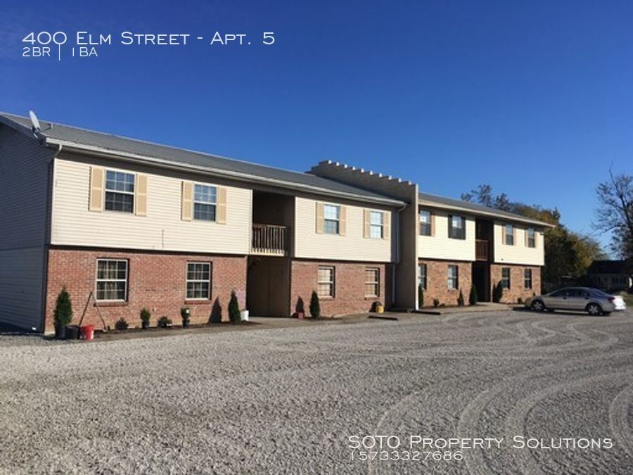 Primary Photo - Scott City, Updated, Main Level Apartment