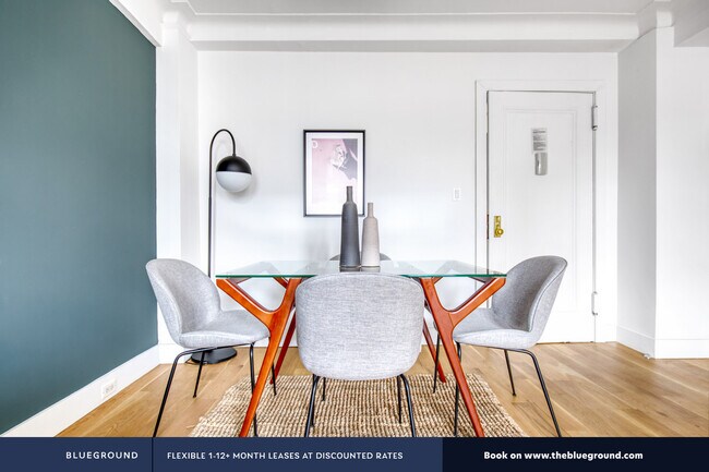 Foto del edificio - 25 E 67th St