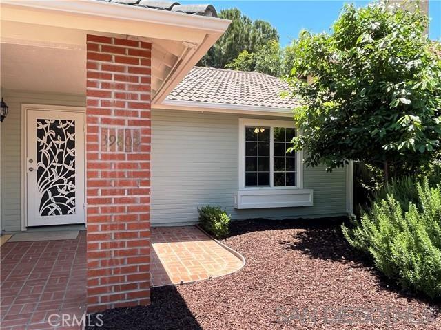 Building Photo - 39802 Wild Flower Dr