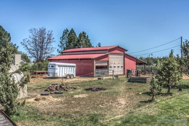 Building Photo - 63310 Deschutes Market Rd