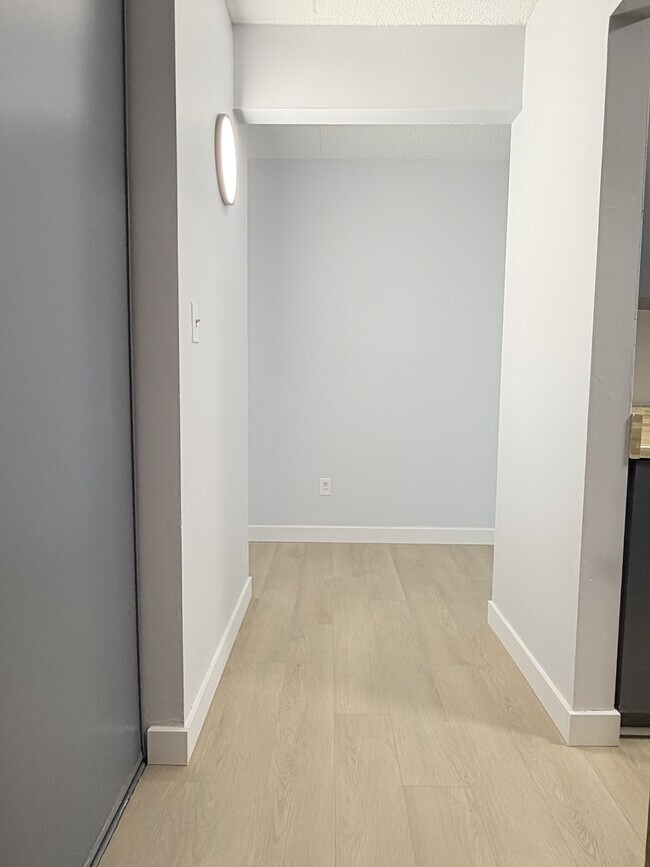 Photo du bâtiment - 2940 Elsmere Ave