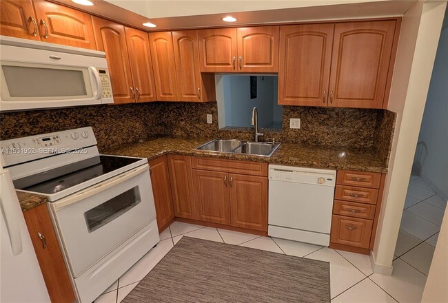 Foto del edificio - 301 NE 14th Ave