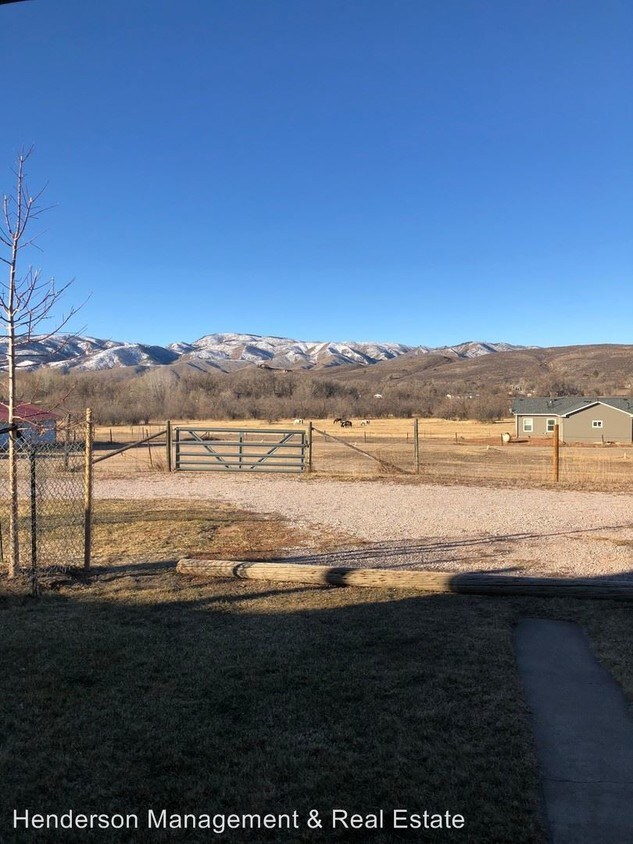 Primary Photo - 1 br, 1 bath House - 3409 1/2 Buckskin Trl.