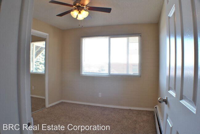 Building Photo - 2 br, 1 bath Apartment - 8006 W 62nd Ave