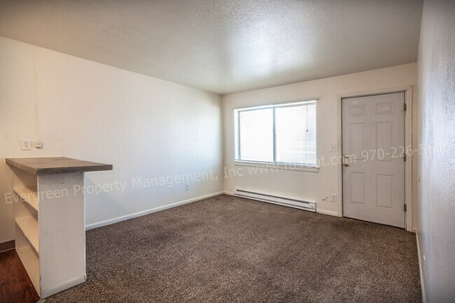 Foto del edificio - 500 Laporte Ave