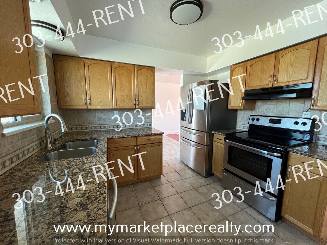 Primary Photo - 4 Bedroom, 3 Bathroom Single Family Home I...