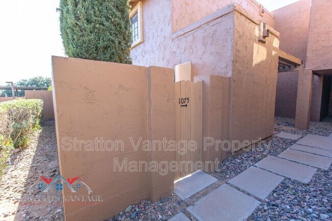 Foto del edificio - 5640 E Bell Rd