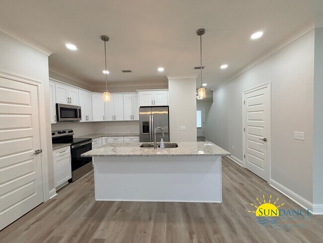 Foto del edificio - Brand-New 3 Bedroom Townhome in Fort Walton Beach!