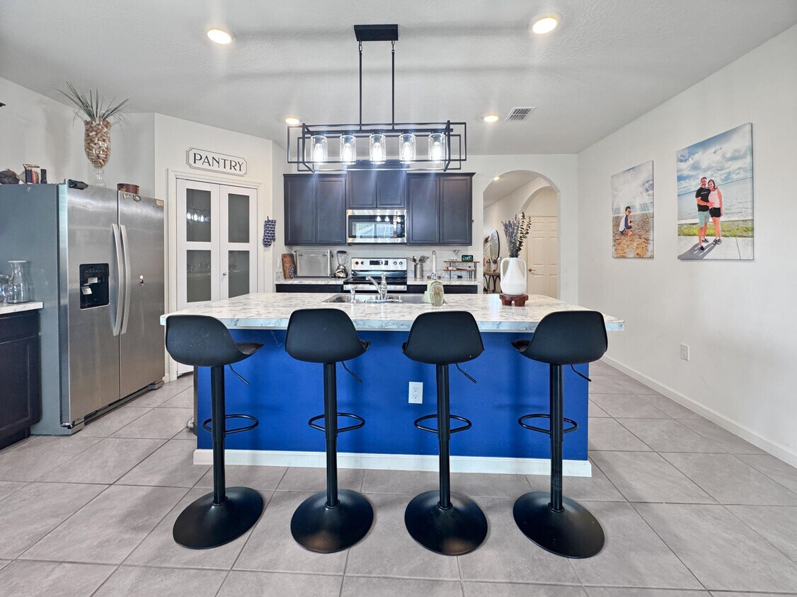 Foto principal - 1767 SW Bellevue Ave