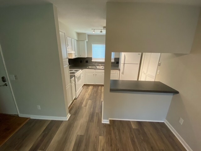 Cocina - 3100 Heathstead Pl