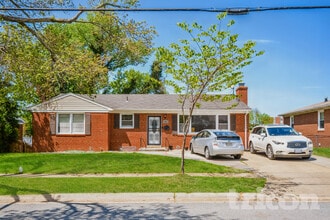 Building Photo - 2000 Gaither St